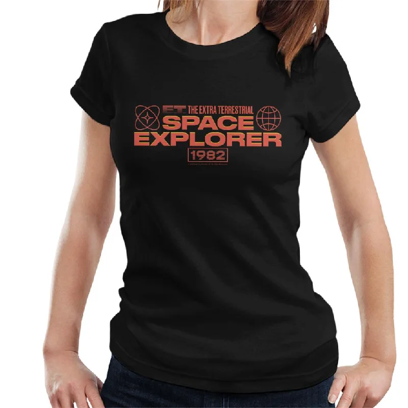 E.T. The Extra Terrestrial Space Explorer Women's T-Shirt Welt Pockets Slit Pockets