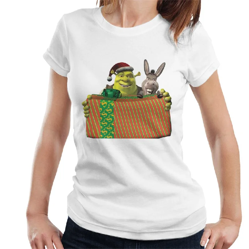 Shrek Christmas Shrek And Donkey Festive Box Women's T-Shirt Handmade Hand-knitted Hand-woven