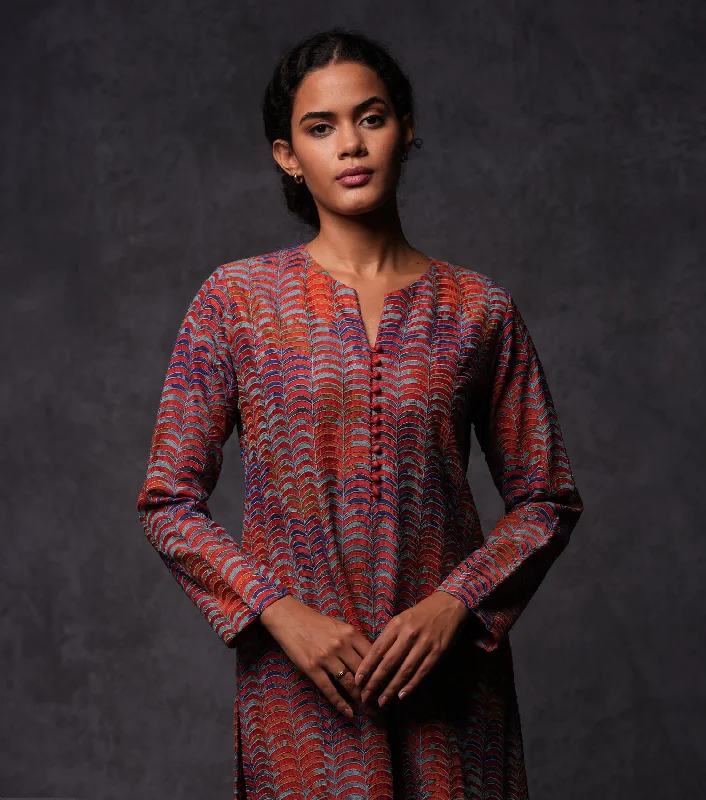 All Over Embroidered Cotton Silk Kurta Set with Pants High-Waist Yoga Pants