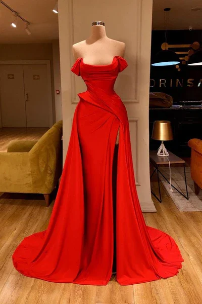 Elegant Long Red A-line Sleeveless  Designer Prom Dress Split Long