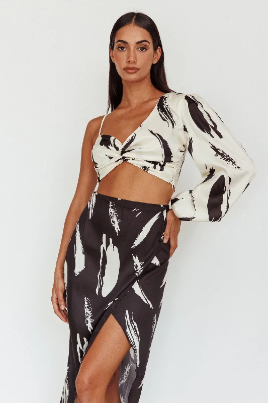 Amina Twist Bust Crop Top Printed Off White Hooded Caped Shawl Collar
