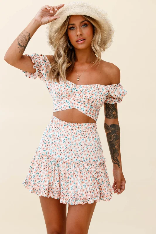 Linka Off-Shoulder Tie-Back Crop Top Floral Print Pink Crop Top Seamless Stretchy