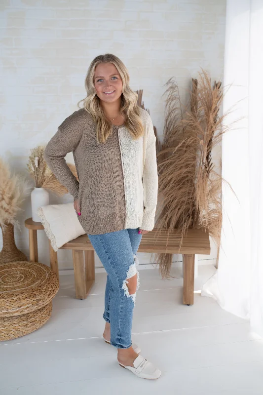 Ceila V-Neck Color Block Sweater Welt Pockets Slit Pockets Flap Pockets