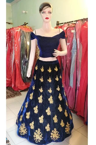 L16, Crop top off shoulder blue lahenga, Size: (Size (XS-30 to XL-40) Solid Color Striped Floral