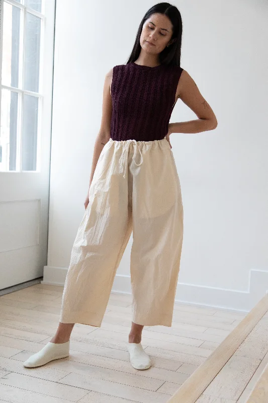 Unkruid | Cloudy Shaped Trousers in Kinari Trousers practical easy-care