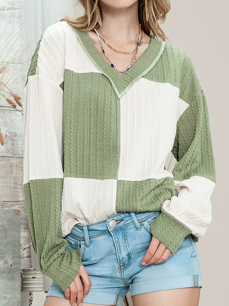 Fall 2024 New Arrival Pullover V-neck Women's Knitted Sweater Fashion Loose Casual Style Color Matching Long Sleeves Tops Women Wrist Length Sleeve