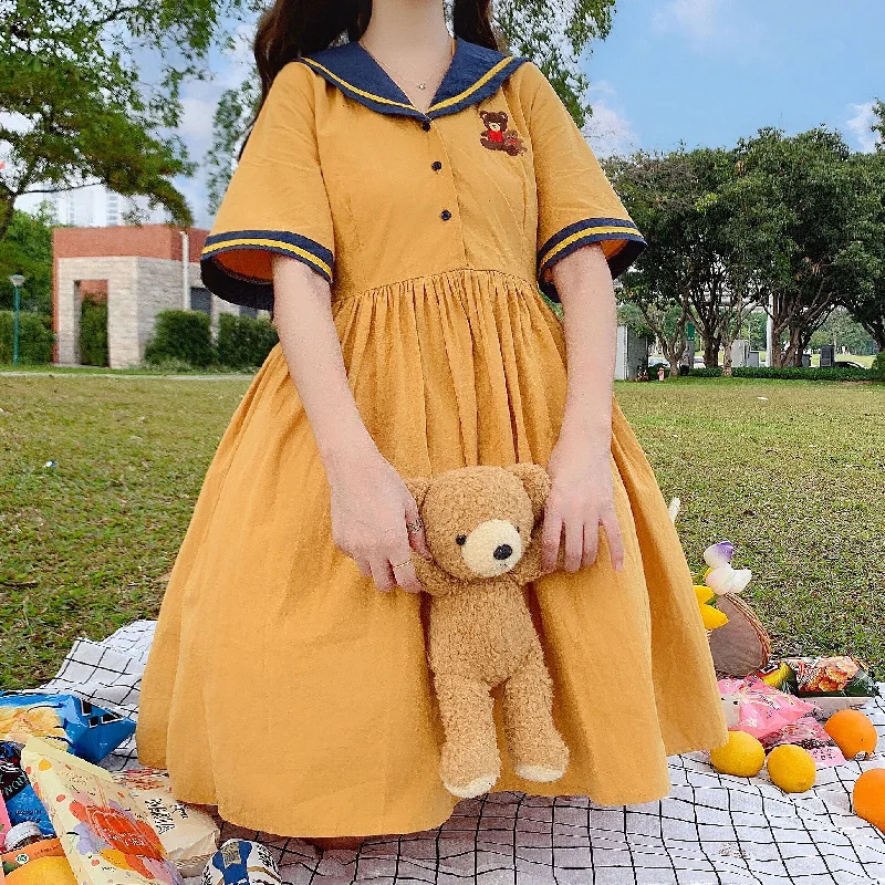 Sweet bear embroidered dress YV43880