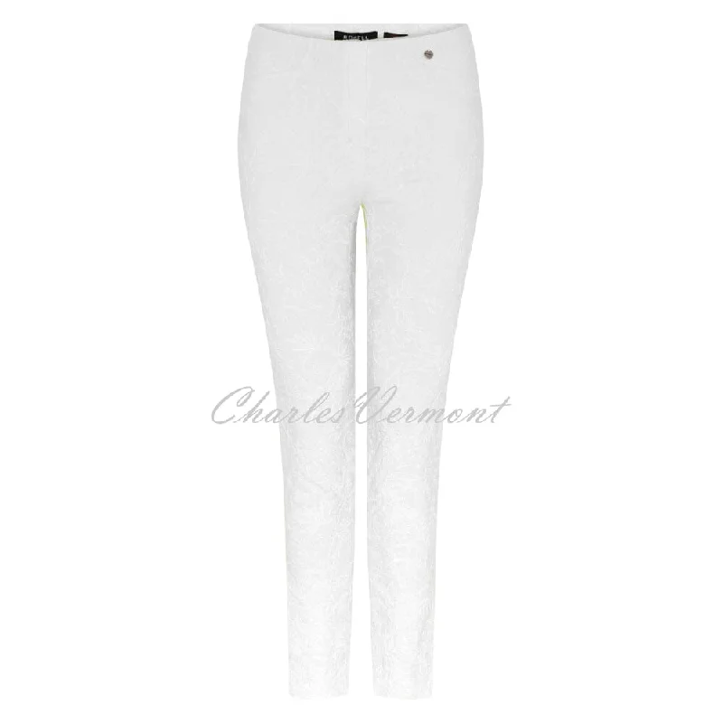 Robell Rose 09 – 7/8 Cropped Super Slim Trouser 51527-54401-10 (White Leaf Jacquard)