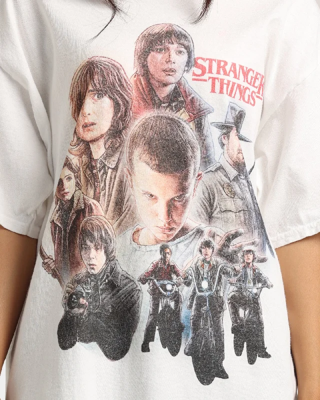 Goat Crew X Stranger Things Group Vintage T-Shirt Off White