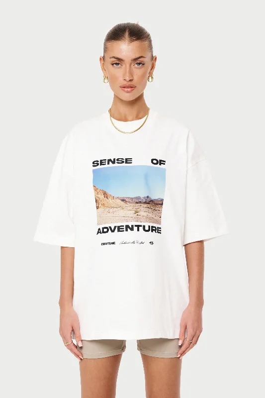 SENSE OF ADVENTURE OVERSIZED T-SHIRT - OFF WHITE