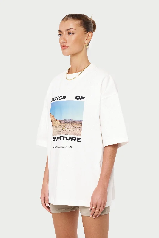 SENSE OF ADVENTURE OVERSIZED T-SHIRT - OFF WHITE